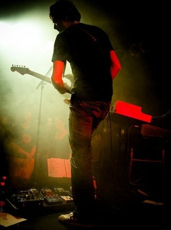 Adrian Stern with a Pistola pedalboard
